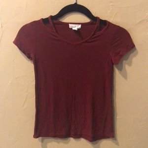 🌵Cute Top w/ Cutouts